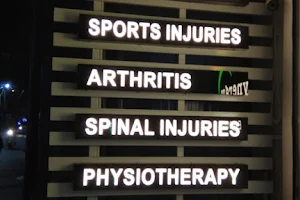 Synergy Clinics- Orthopaedic, Sports, Spine and Arthritis clinic, Tilak Nagar, physiotherapy, pain management, Hydrotherapy, Weight Loss management image