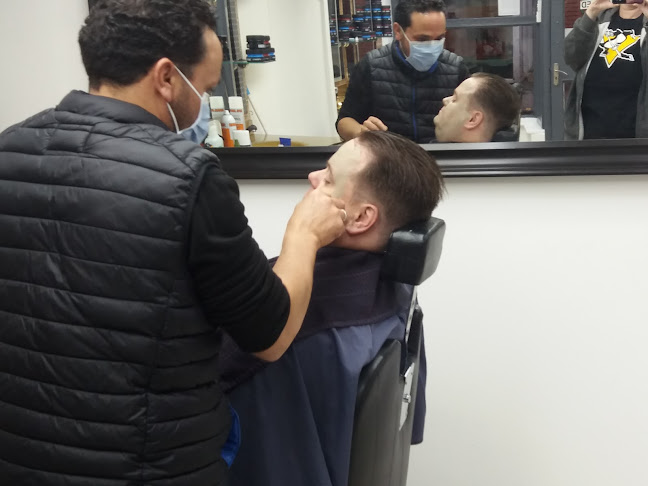 Comments and reviews of Canary Barbers