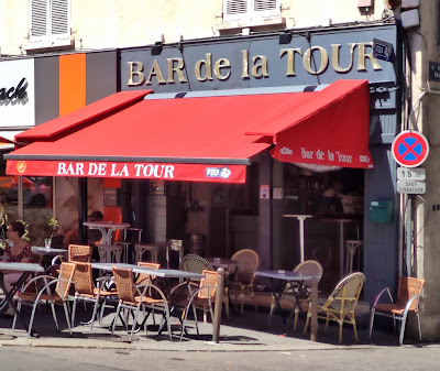 Bar de la Tour à Mantes-la-Jolie