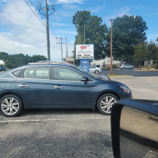 Car Repair and Maintenance «AAA Virginia Beach Car Care Center», reviews and photos, 1424 N Great Neck Rd, Virginia Beach, VA 23454, USA