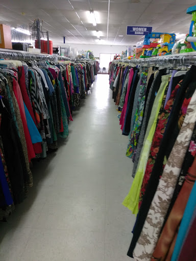Thrift Store «Last Chance Thrift Store», reviews and photos, 36500 US Hwy 19 N, Palm Harbor, FL 34684, USA