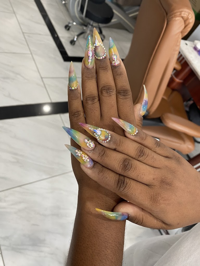 Paradise Nail & Spa 77090