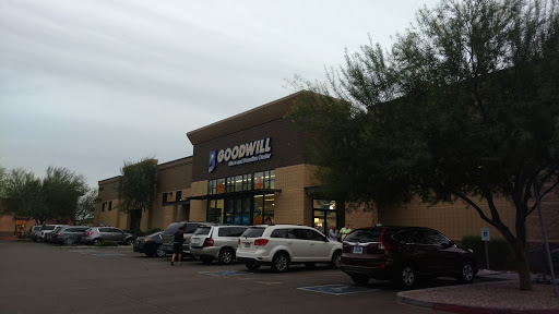 Thrift Store «Grand & Mountain View Goodwill Retail Store & Donation Center», reviews and photos