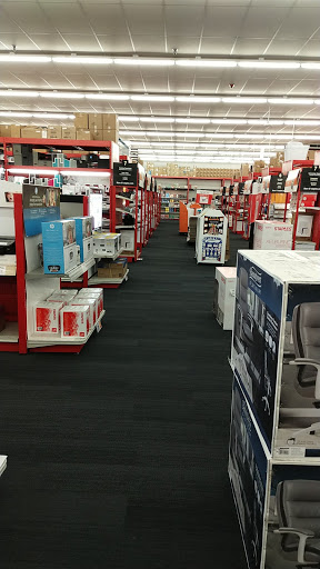 Office Supply Store «Staples», reviews and photos, 135 Bloomfield Ave, Bloomfield, NJ 07003, USA