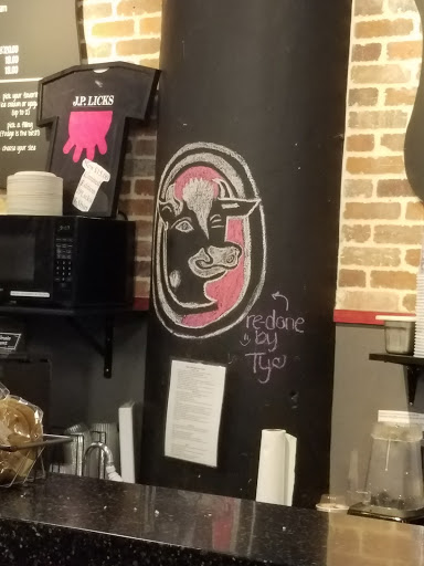 Ice Cream Shop «J.P. Licks», reviews and photos, 150 Charles St, Boston, MA 02114, USA