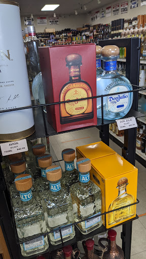 Liquor Store «Crestwood Liquors», reviews and photos, 6930 Crestwood Blvd, Frederick, MD 21703, USA