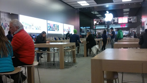 Computer Store «Apple Uptown», reviews and photos, 3018 Hennepin Ave, Minneapolis, MN 55408, USA