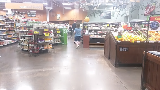 Grocery Store «Kroger», reviews and photos, 525 E Clifty Dr, Madison, IN 47250, USA