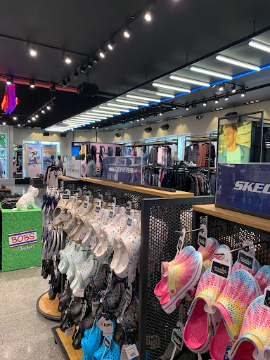 SKECHERS Retail Miami