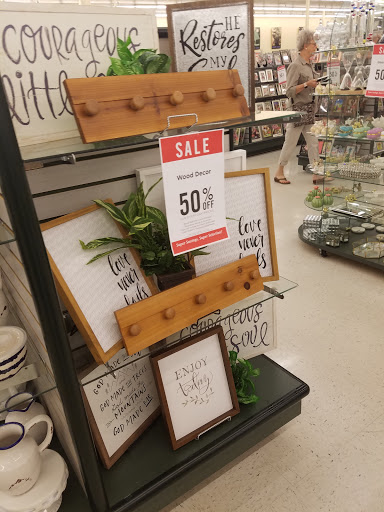 Craft Store «Hobby Lobby», reviews and photos, 873 New Loudon Rd Suite #3, Latham, NY 12110, USA