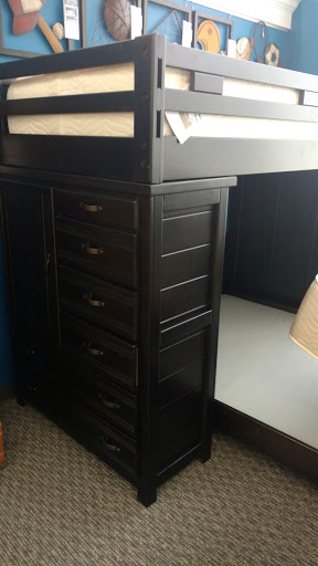 Furniture Store «Art Van Furniture - Coralville», reviews and photos, 2300 Jones Blvd, Coralville, IA 52241, USA