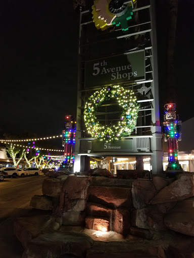 Shopping Mall «Fifth Avenue Shopping District», reviews and photos, 7083 E 5th Ave, Scottsdale, AZ 85251, USA