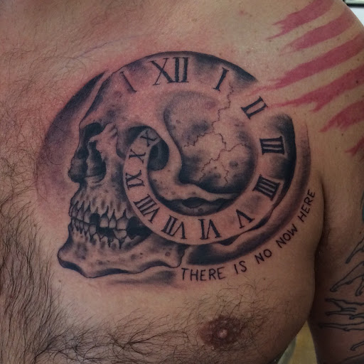 Tattoo Shop «Coastline Tattoo Studio - Provincetown», reviews and photos, 290A Commercial St, Provincetown, MA 02657, USA