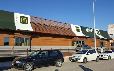 McDonald's Aveiro Universidade image