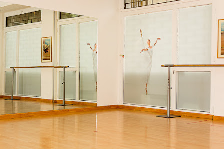 Academie Du Ballet Classique Galleria Magnolia Avellino (Corso Vittorio Emanuele), 83100 Avellino AV, Italia