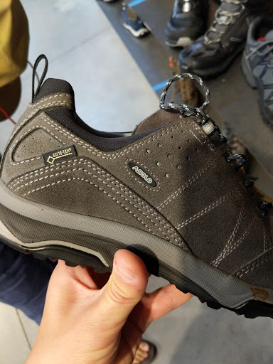 Camping Store «REI», reviews and photos, 350 Independence Blvd, Virginia Beach, VA 23462, USA