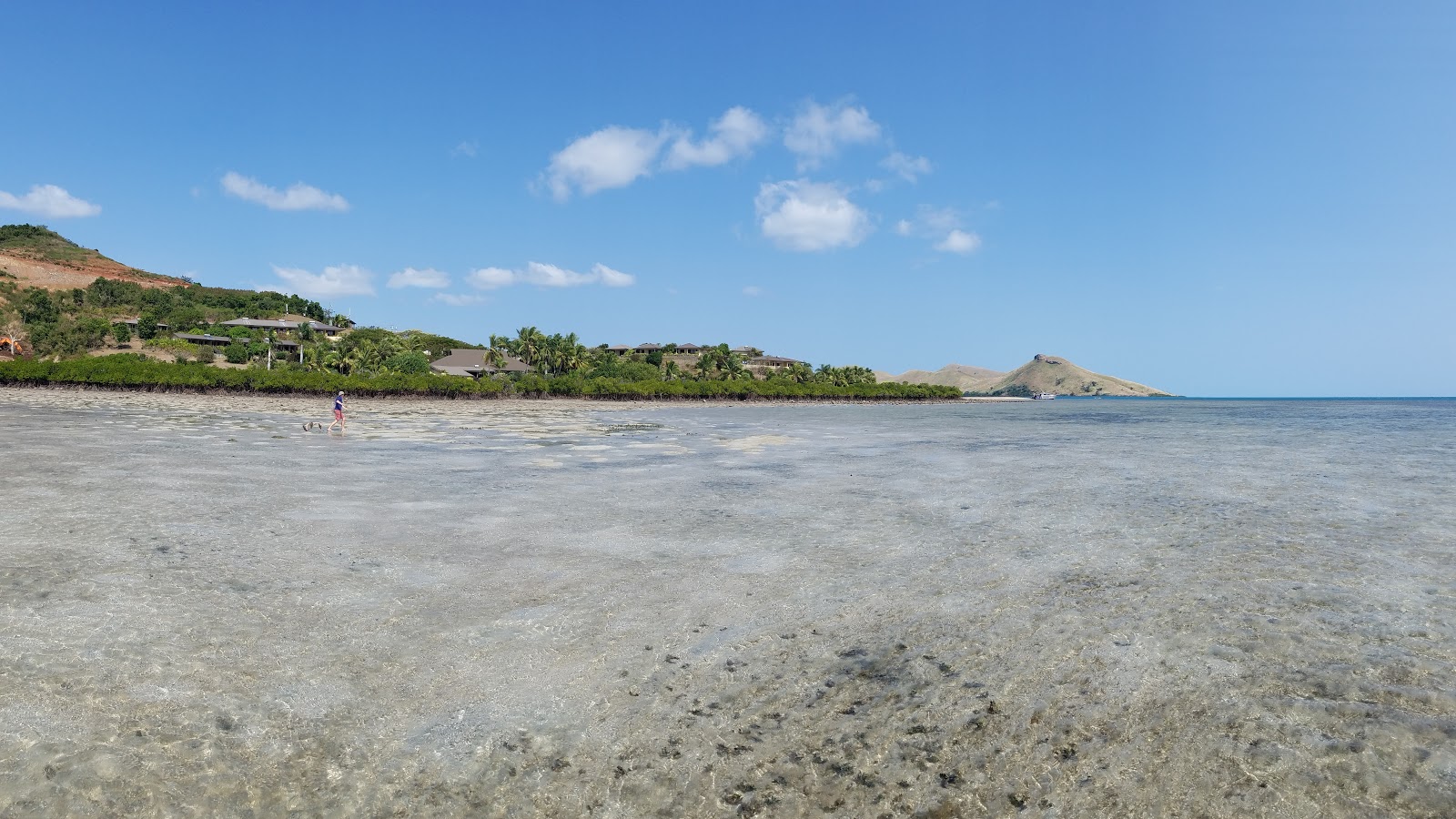 Fotografie cu Volivoli Beach zona hotelieră