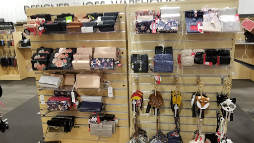 Shoe Store «DSW Designer Shoe Warehouse», reviews and photos, 4001 Factoria Square Mall SE, Bellevue, WA 98006, USA