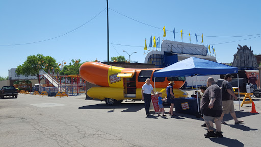 Grocery Store «County Fair Food Store», reviews and photos, 14 2nd St NE, Watertown, SD 57201, USA