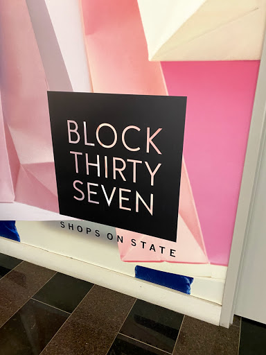 Movie Theater «AMC DINE-IN Block 37», reviews and photos, 108 N State St #434, Chicago, IL 60602, USA