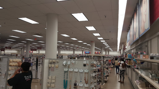 Clothing Store «Burlington Coat Factory», reviews and photos, 350 Towne Center Cir, Sanford, FL 32771, USA
