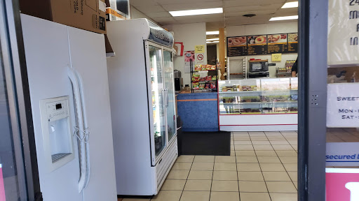 Donut Shop «Sweet Life Donuts», reviews and photos, 11411 Northwest Hwy #103, Dallas, TX 75218, USA