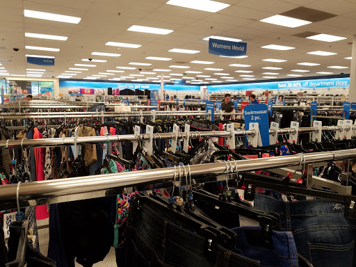 Clothing Store «Ross Dress for Less», reviews and photos, 5220 Jimmy Lee Smith Pkwy, Hiram, GA 30141, USA