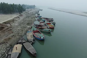 Chilmari Ferry Ghat / চিলমারী ফেরী ঘাট image