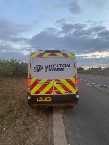 Skelton Tyres - Mobile Tyre Fitting Bedford - Tire shop