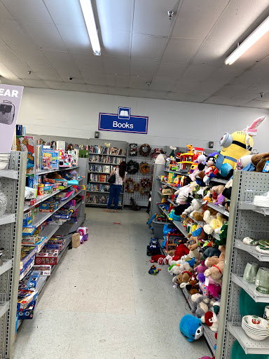 Thrift Store «Goodwill Industries of Greater Cleveland & East Central Ohio», reviews and photos, 12650A Rockside Rd, Cleveland, OH 44125, USA