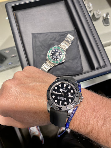 Jewelry Store «TIVOL», reviews and photos, 220 Nichols Rd, Kansas City, MO 64112, USA