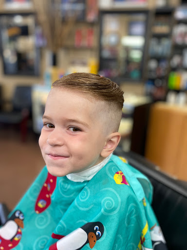 Barber Shop «J J Barber Shop», reviews and photos, 5905 W Bell Rd # 3, Glendale, AZ 85308, USA