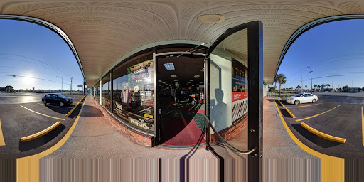 Sporting Goods Store «The Golf & Casual Shop», reviews and photos, 11900 S Cleveland Ave, Fort Myers, FL 33907, USA