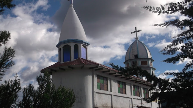 Opiniones de Iglesia Católica de Cabzha en Gualaceo - Iglesia