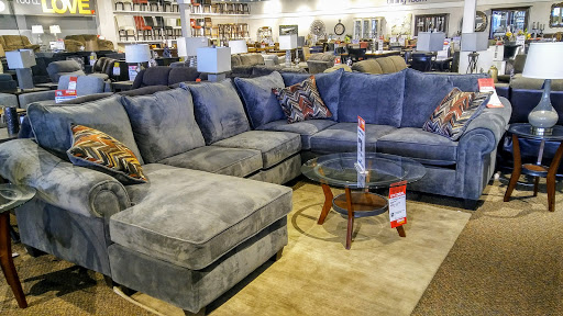 Furniture Store «Gardner-White Furniture», reviews and photos, 7680 Telegraph Rd, Taylor, MI 48180, USA