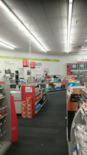 Office Supply Store «Staples», reviews and photos, 135 Bloomfield Ave, Bloomfield, NJ 07003, USA