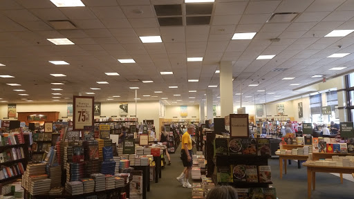 Book Store «Barnes & Noble Booksellers Palm Desert», reviews and photos, 72840 Highway 111 # 425, Palm Desert, CA 92260, USA