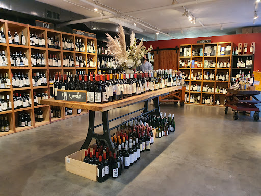 Wine Store «Waterfront Wines & Spirits», reviews and photos, 360 Furman St, Brooklyn, NY 11201, USA