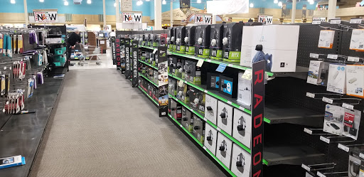 Electronics Store «Frys Electronics», reviews and photos