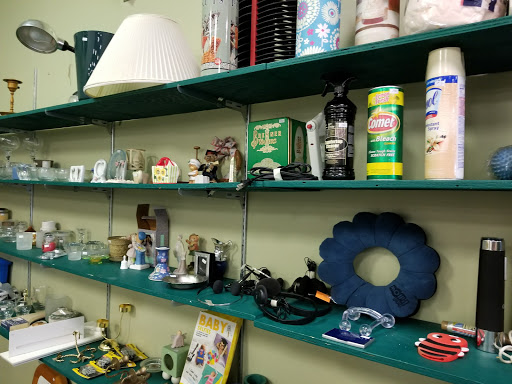 Thrift Store «Outreach Thrift Store», reviews and photos, 1715 S Rutherford Blvd, Murfreesboro, TN 37130, USA