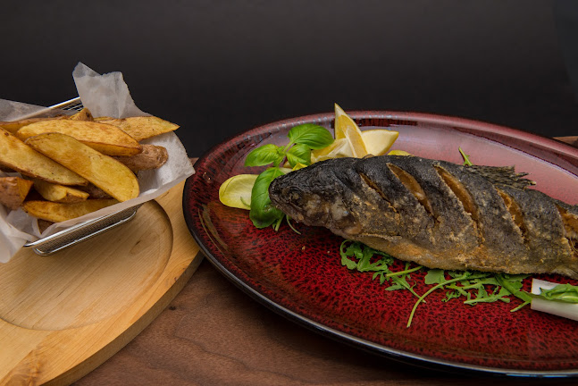 Pipacs Étterem Eger-Almár