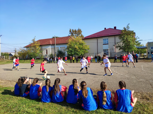 Şcoala Gimnazială Lețcani - Școală