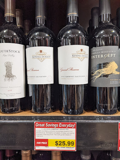 Liquor Store «BevMax», reviews and photos, 835 E Main St, Stamford, CT 06902, USA