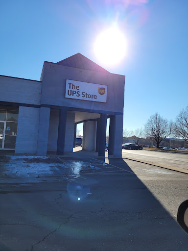 Shipping and Mailing Service «The UPS Store», reviews and photos, 733 N King S #400, Layton, UT 84041, USA