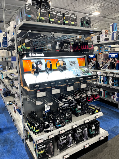 Electronics Store «Best Buy», reviews and photos, 1501 New Britain Ave, West Hartford, CT 06110, USA