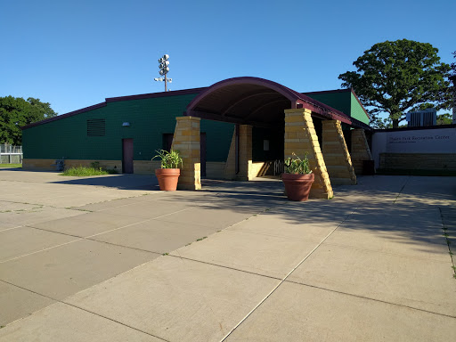 Recreation Center «Phalen Recreation Center», reviews and photos, 1000 Wheelock Pkwy, St Paul, MN 55106, USA