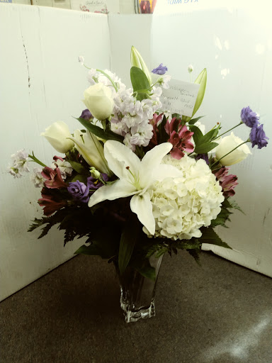 Florist «Bee Flowers», reviews and photos, 2637 E Allegheny Ave, Philadelphia, PA 19134, USA