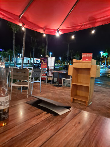 Shopping Mall «Diplomat Mall Shopping Center», reviews and photos, 1725 E Hallandale Beach Blvd, Hallandale Beach, FL 33009, USA