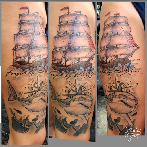 Tattoo Shop «Diamond Tattoos», reviews and photos, 7870 Culebra Rd #23, San Antonio, TX 78251, USA