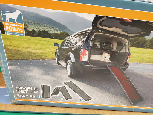 Pet Supply Store «Pet Supplies Plus», reviews and photos, 1262 OH-303, Streetsboro, OH 44241, USA